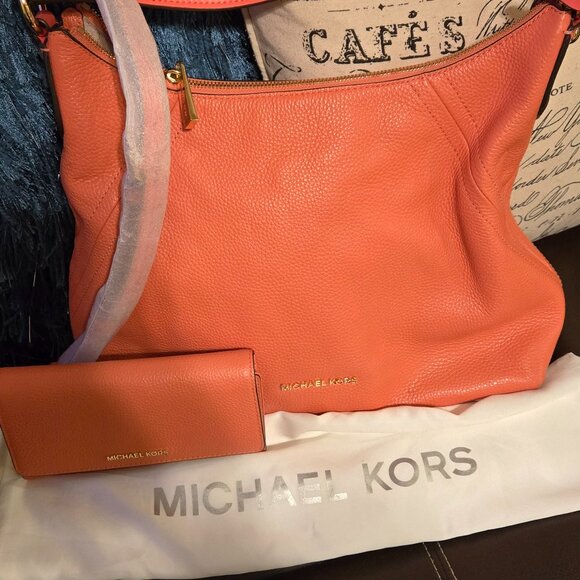 Michael Kors Handbags - Micheal Kors